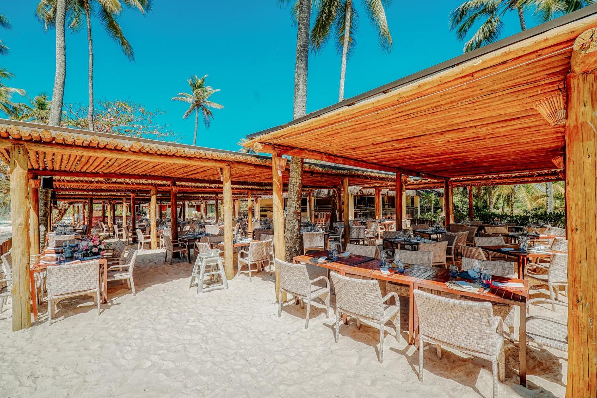 Grand Palladium Imbassai Resort & Spa Exterior photo