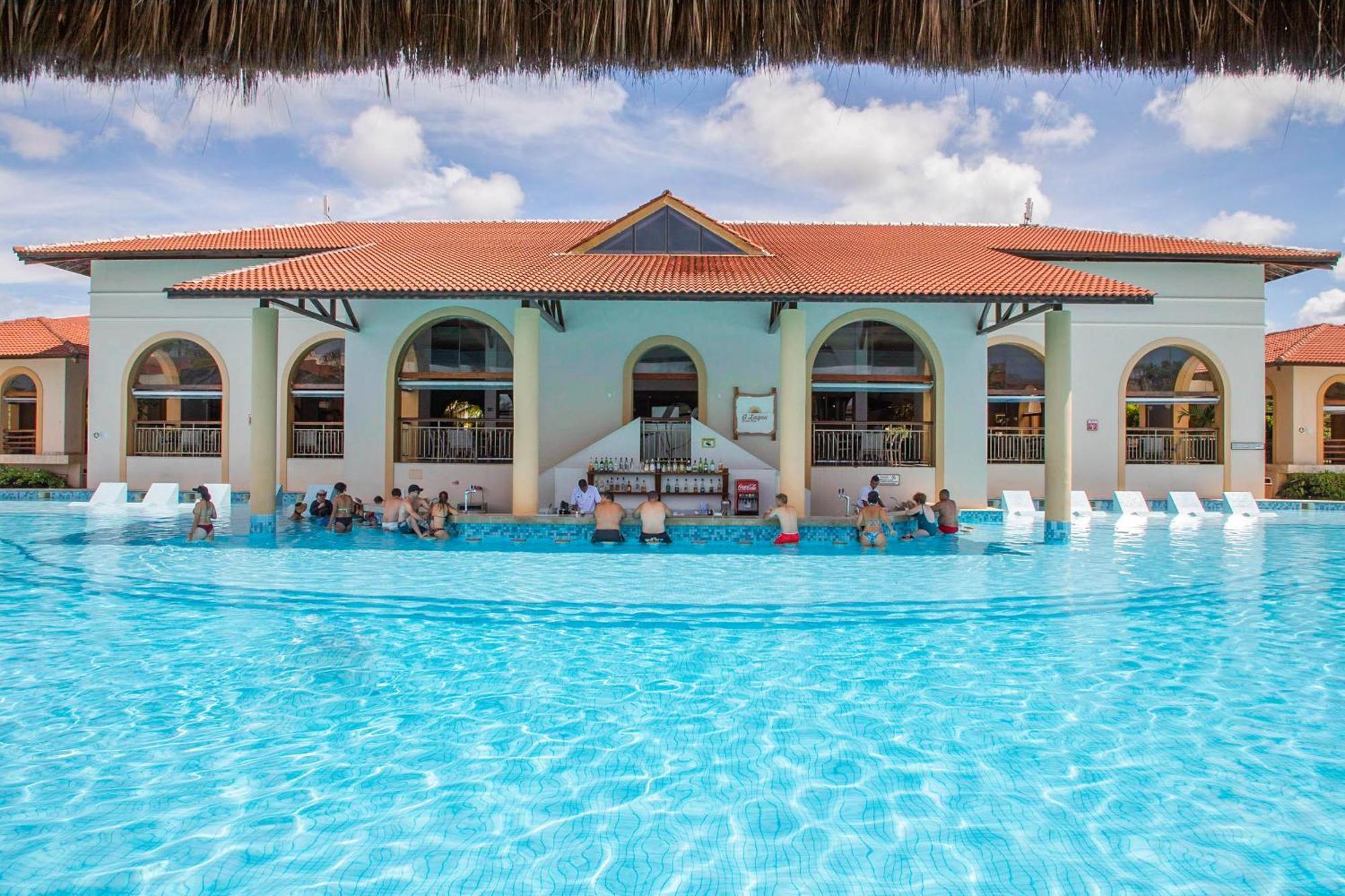 Grand Palladium Imbassai Resort & Spa Exterior photo