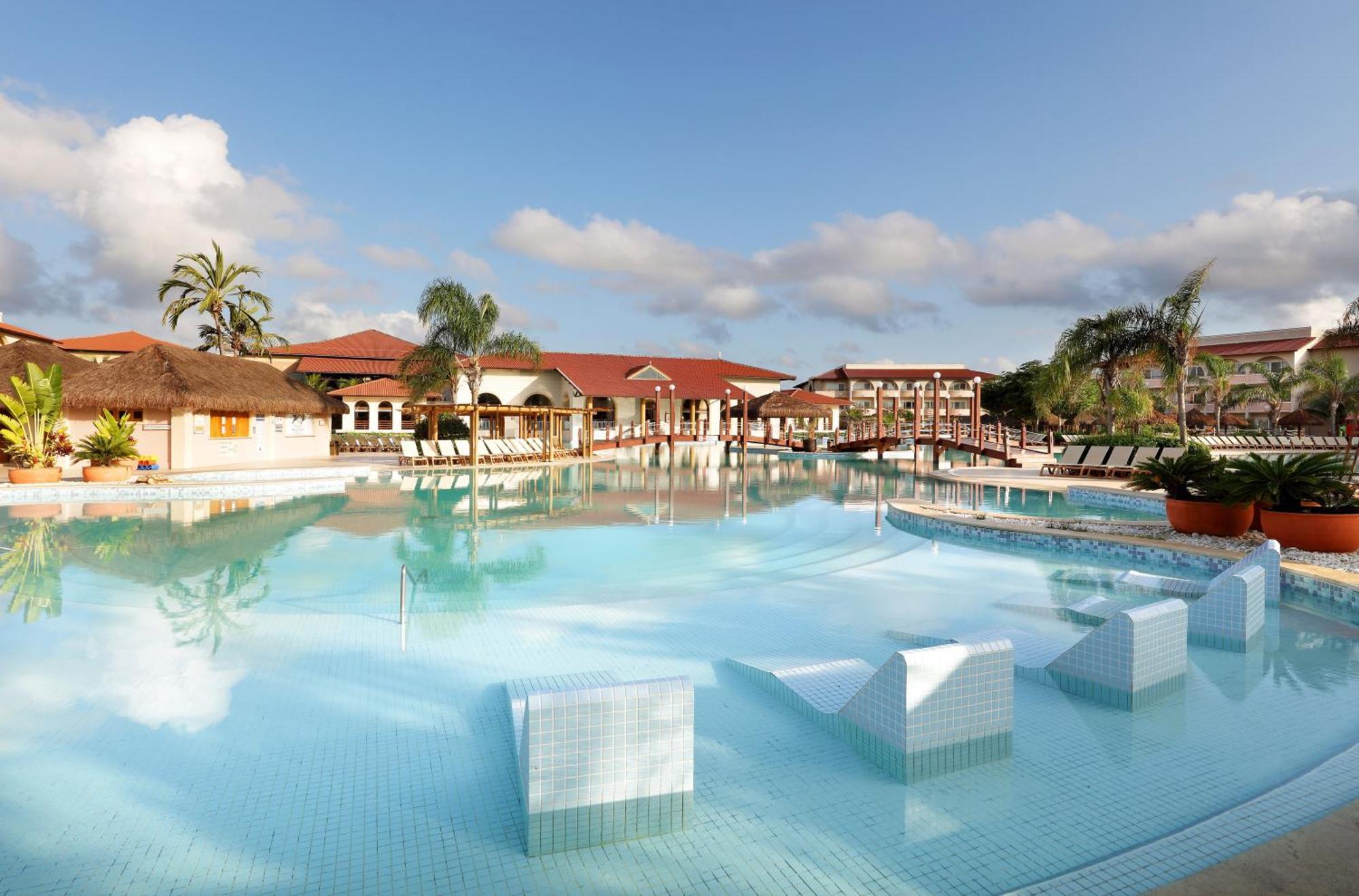 Grand Palladium Imbassai Resort & Spa Exterior photo